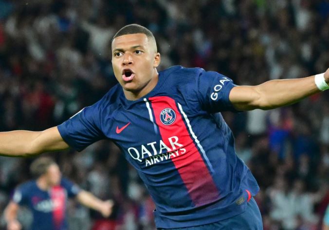 2 goals of Mbappe in first half, PSG won